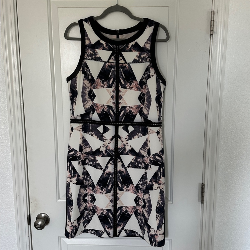 Vince Camuto Black and Cream Dress